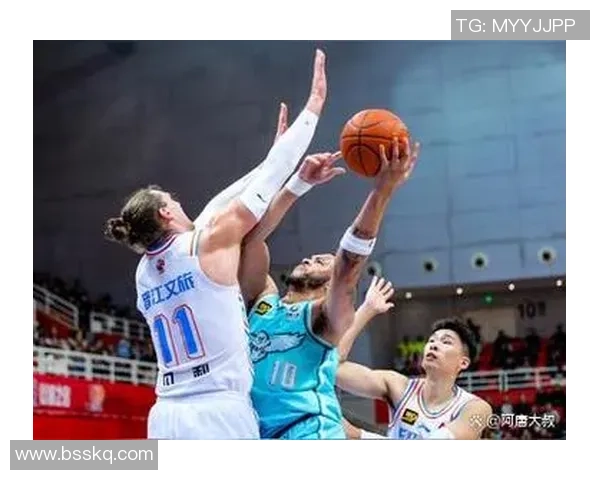 CBA精彩对决山东队与福建队比赛录像回顾与精彩瞬间分析